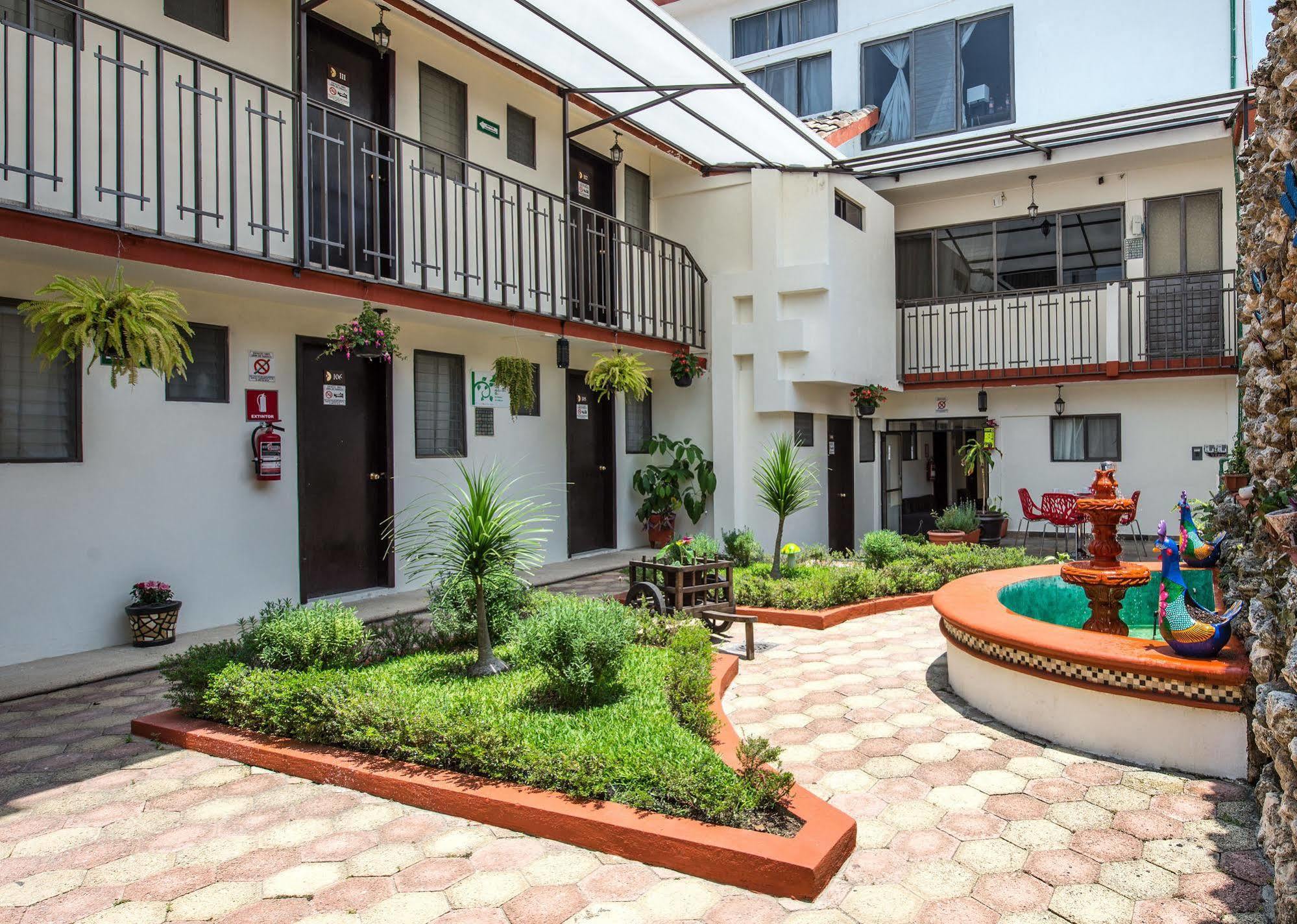 Hotel Lunada Comitan de Dominguez Εξωτερικό φωτογραφία